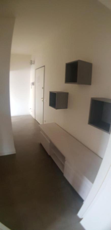 Hb Appartamenti In Centro بيرغامو المظهر الخارجي الصورة